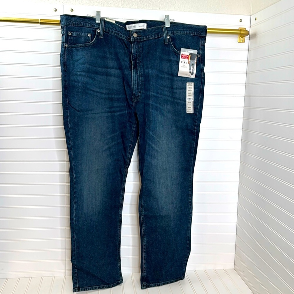 NEW LEVI Signature Jeans 48 X 32 Athletic Stretch